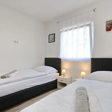 Apartament Lisac Vir