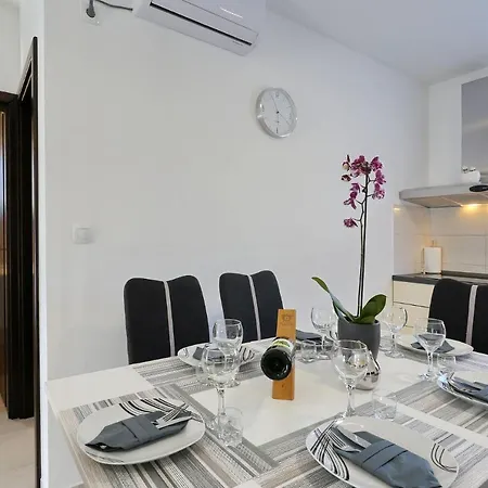 Apartament Lisac Vir