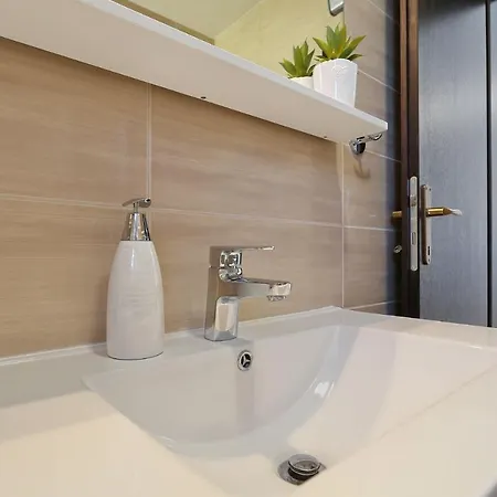 Apartament Lisac Vir