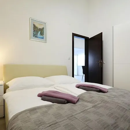 Lisac Apartament *