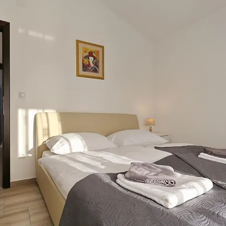 Apartment Lisac *