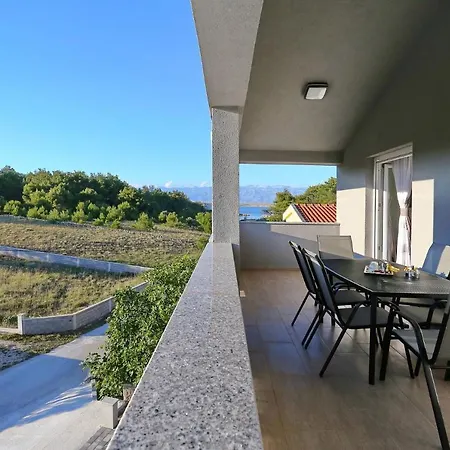 Lisac Appartement *