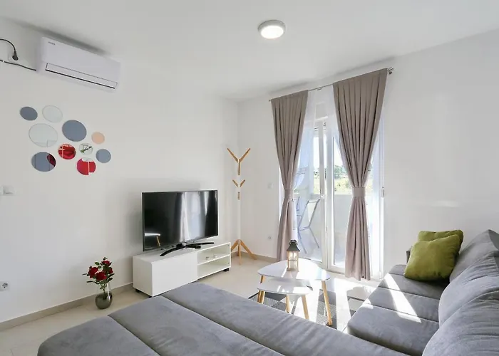 Lisac Apartamento Vir