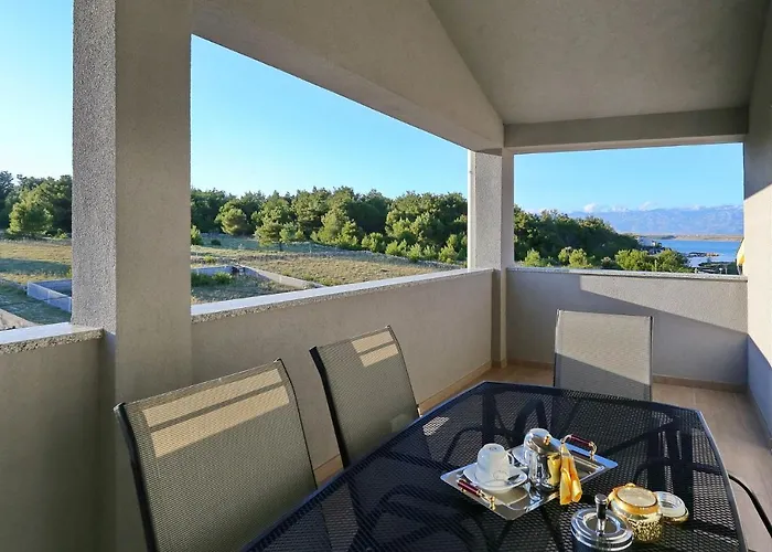 Apartamento Lisac Vir